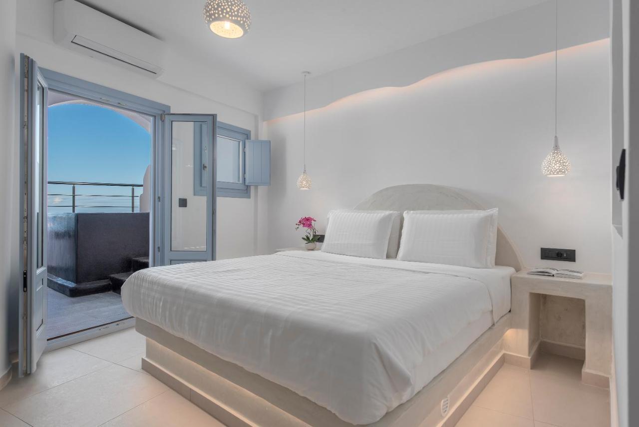 Sole D'Oro Luxury Suites Иа Стая снимка