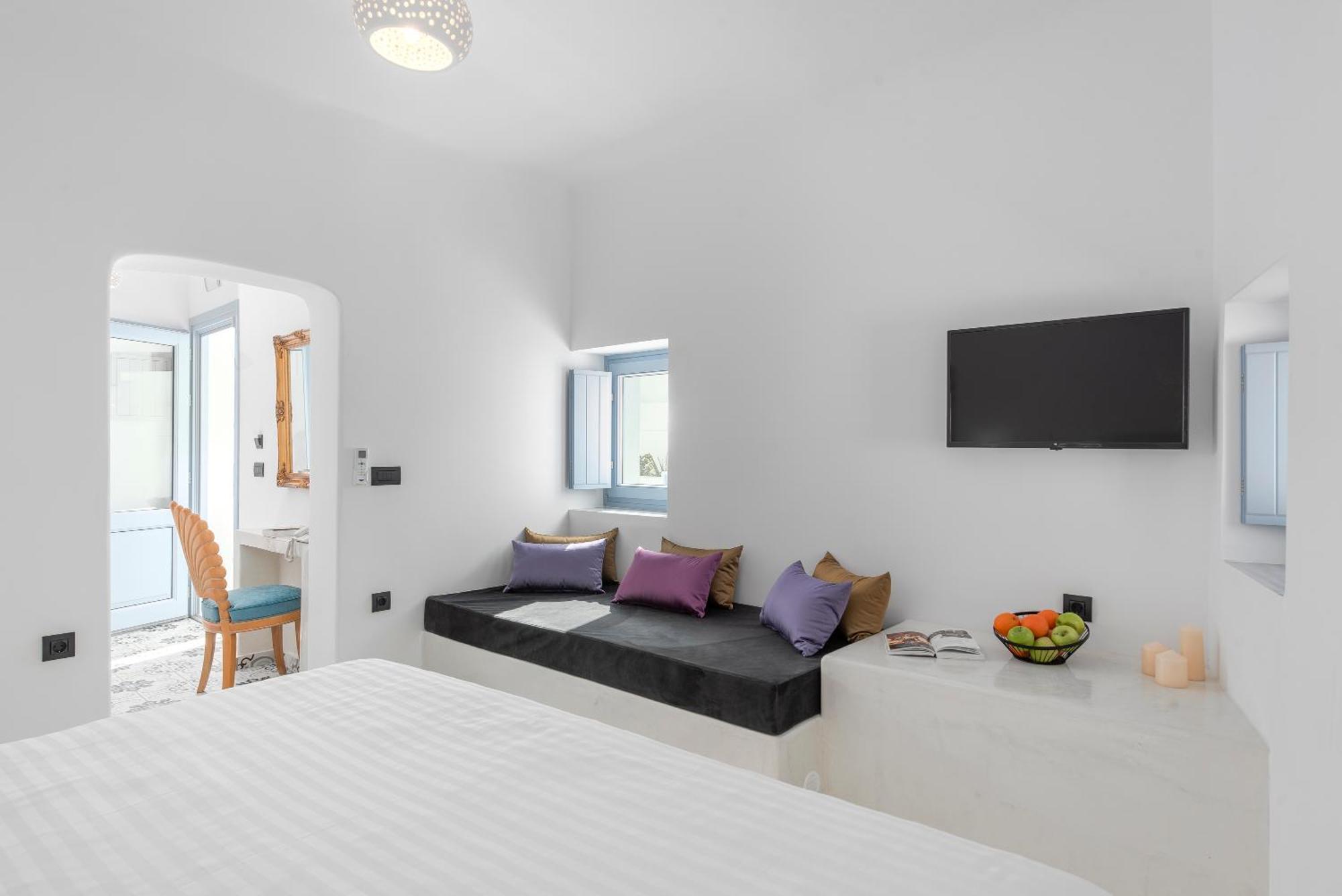 Sole D'Oro Luxury Suites Иа Стая снимка