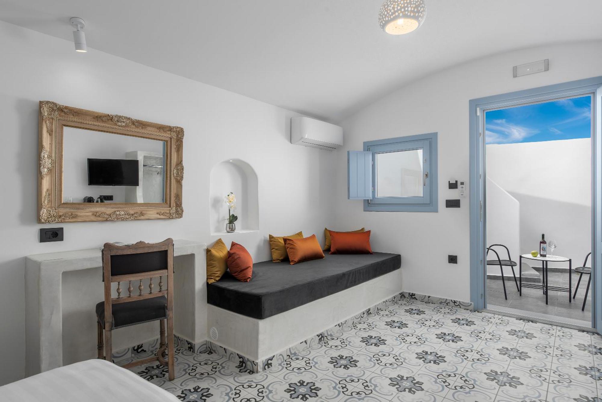 Sole D'Oro Luxury Suites Иа Стая снимка