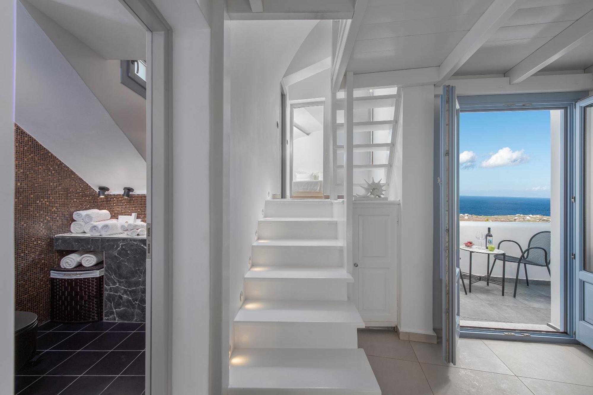 Sole D'Oro Luxury Suites Иа Стая снимка