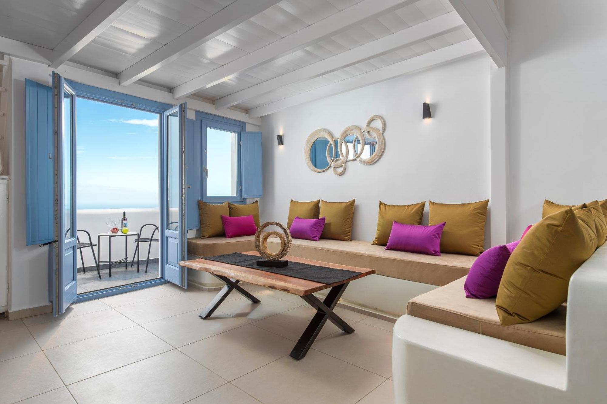 Sole D'Oro Luxury Suites Иа Стая снимка